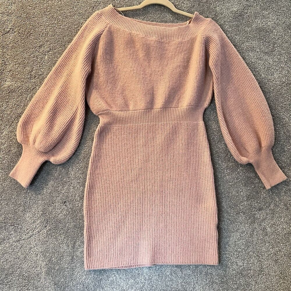 Line and Dot Ribbed Sweater Dress Womens Medium Dusty Pink Off Shoulder Balloon